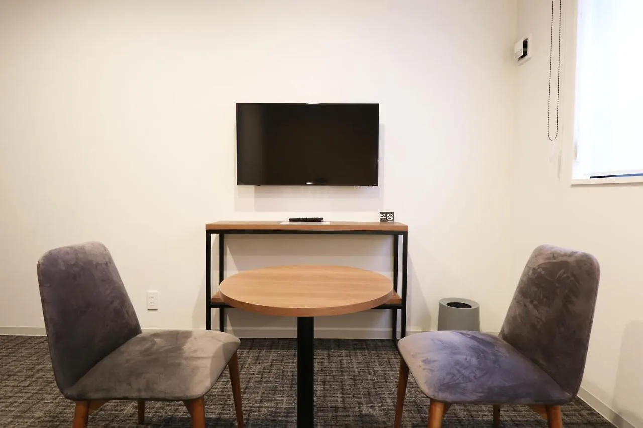 M'S Hotel Nijojo Oike Kyōto 3*,